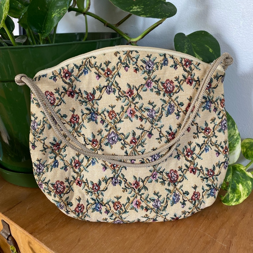 Vintage Floral Tapestry Bag